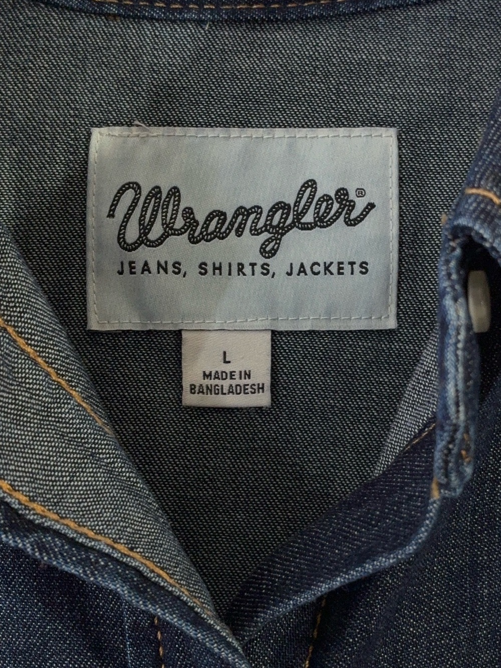 Wrangler Women’s Iconic Western Snap Button Blue Denim Cowgirl Shirt - Picture 8 of 9